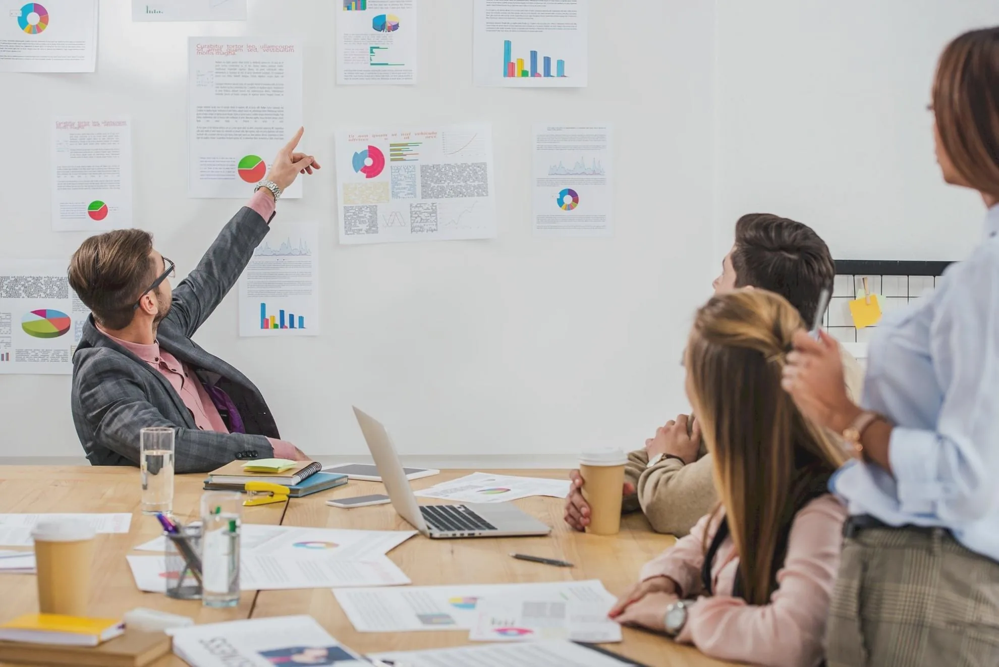 Editorial notes and budget planning materials